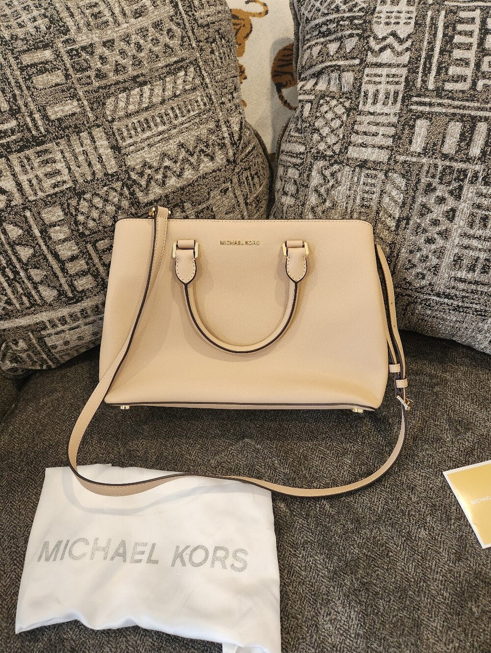 MICHAEL KORS Savannah Large Satchel Purse Bag
